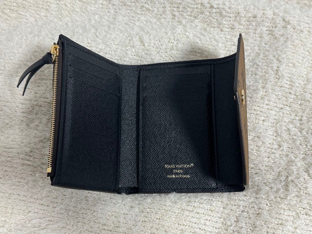 LOUIS VUITTON ポルトフォイユ・ヴィクトリーヌレディース三つ折り財布