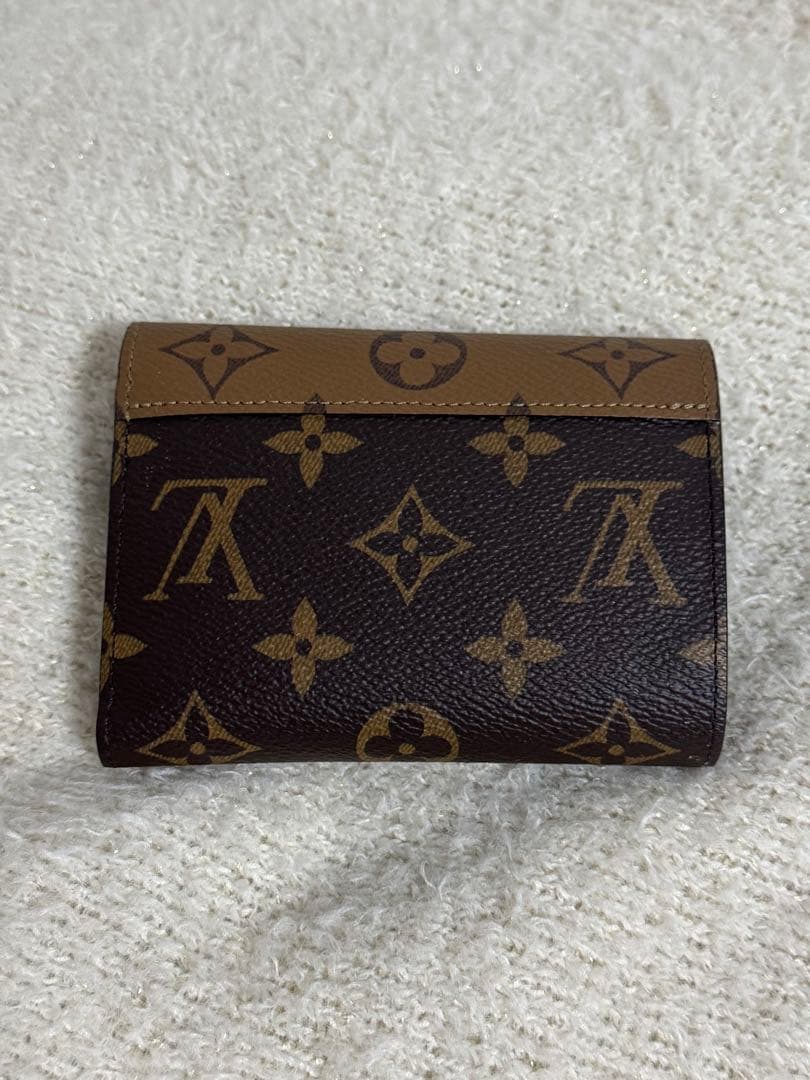 LOUIS VUITTON ポルトフォイユ・ヴィクトリーヌレディース三つ折り財布