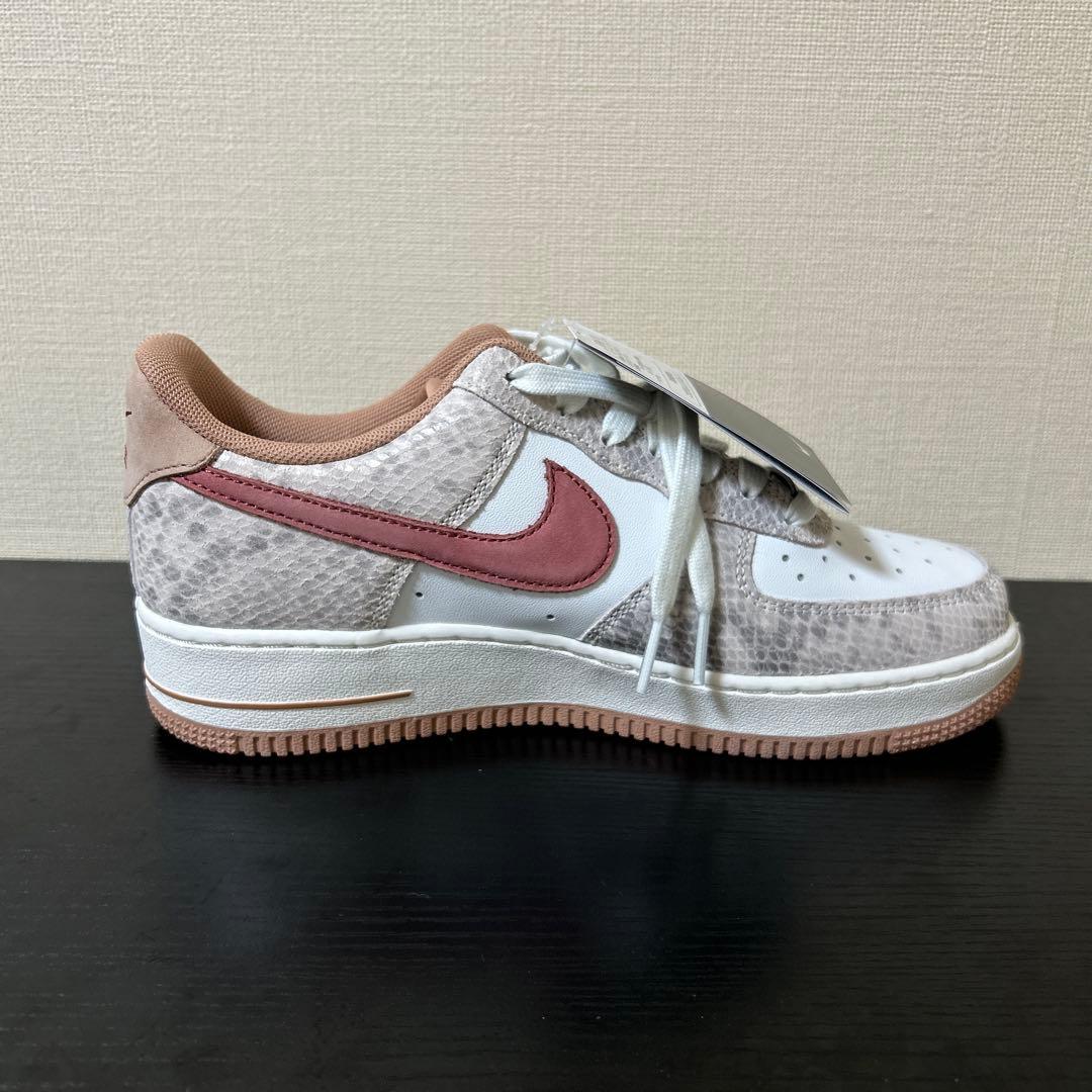 ナイキ エア フォース ワン 25センチ サミットホワイト 蛇
