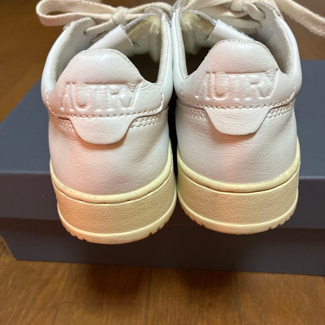 AUTRY MEDALIST LOW WOM WHITE スニーカー