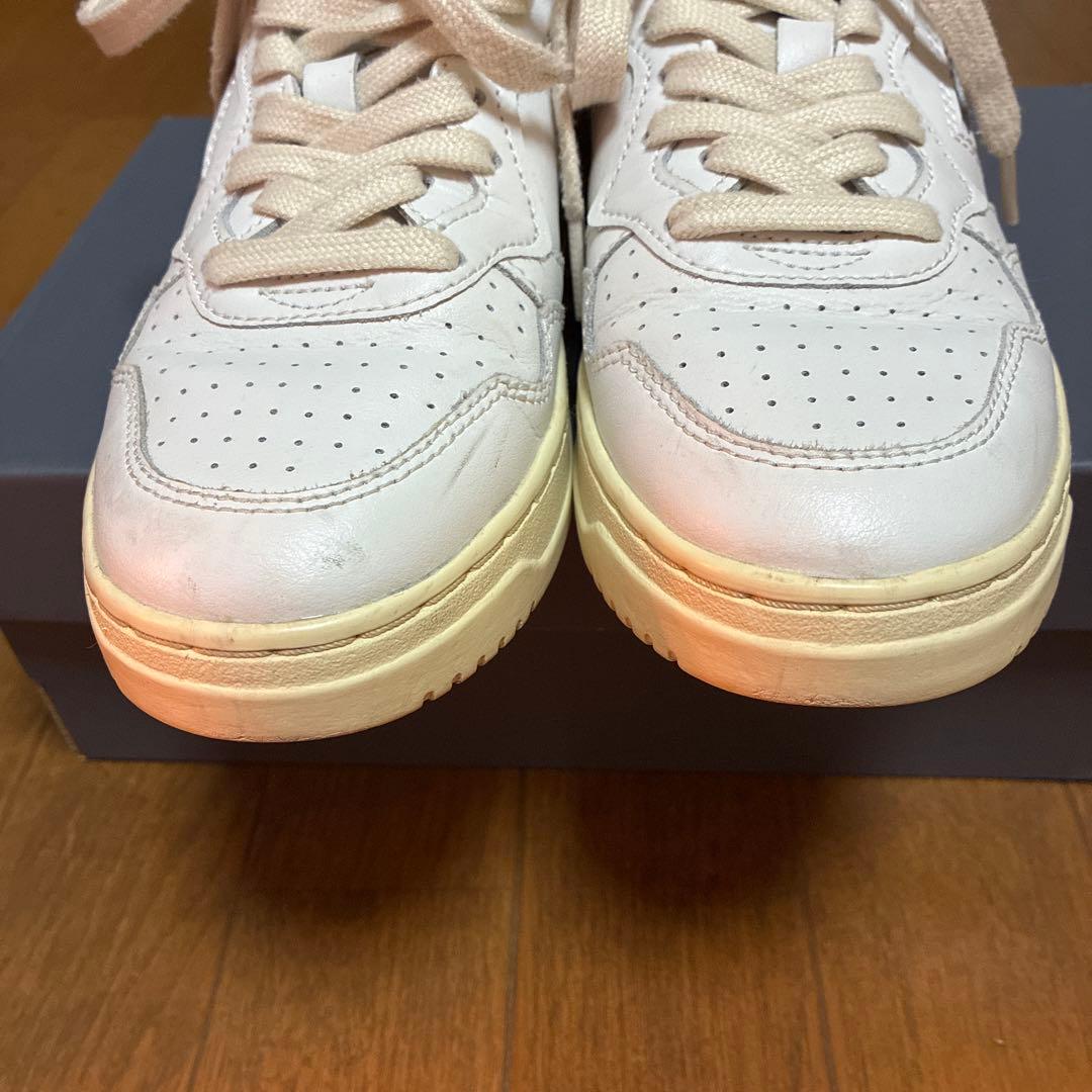 AUTRY MEDALIST LOW WOM WHITE スニーカー