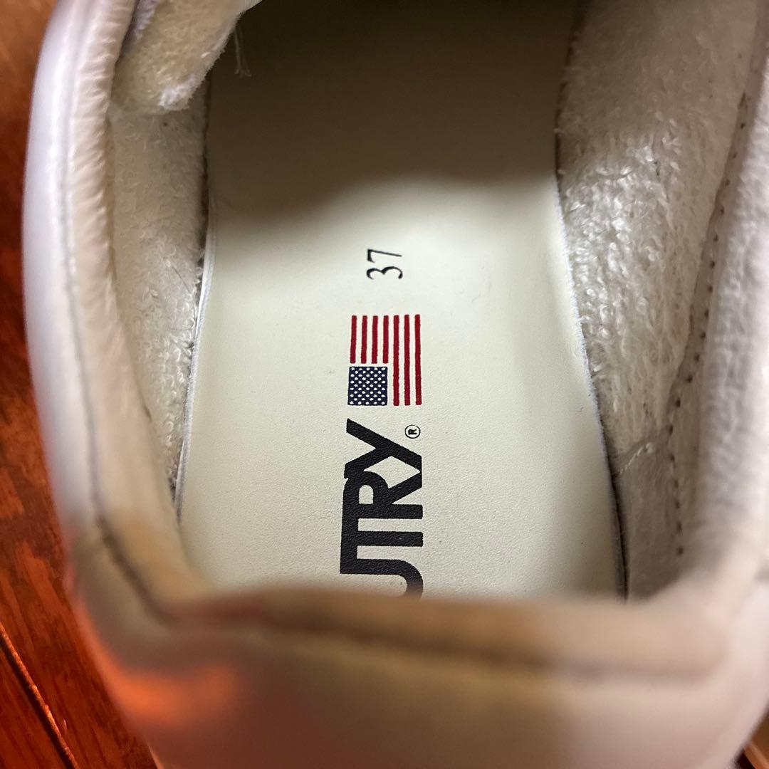 AUTRY MEDALIST LOW WOM WHITE スニーカー