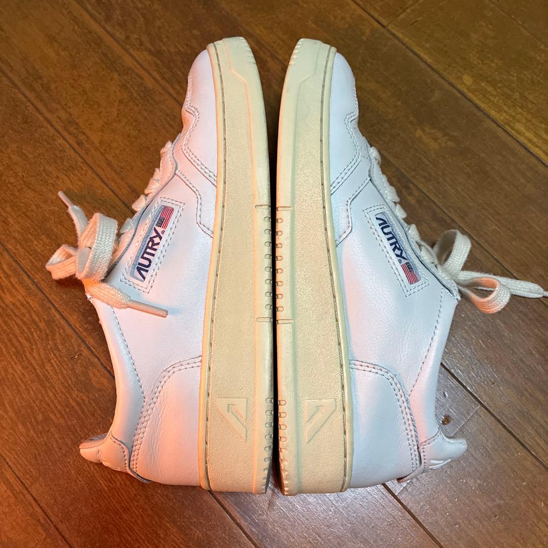 AUTRY MEDALIST LOW WOM WHITE スニーカー