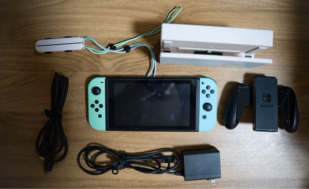 Switch本体　【集まれどうぶつの森限定エディション】