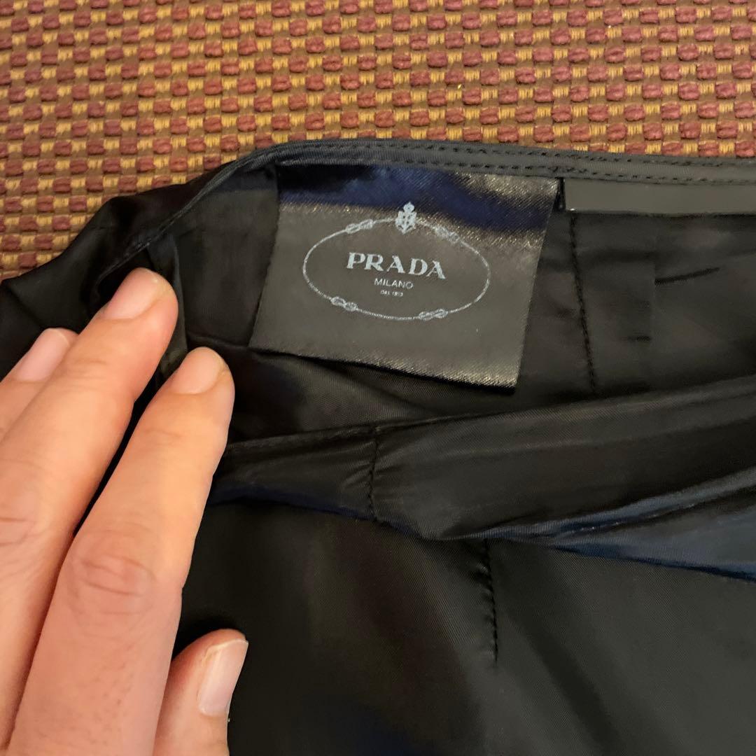 PRADAプリーツスカート　サイズ42