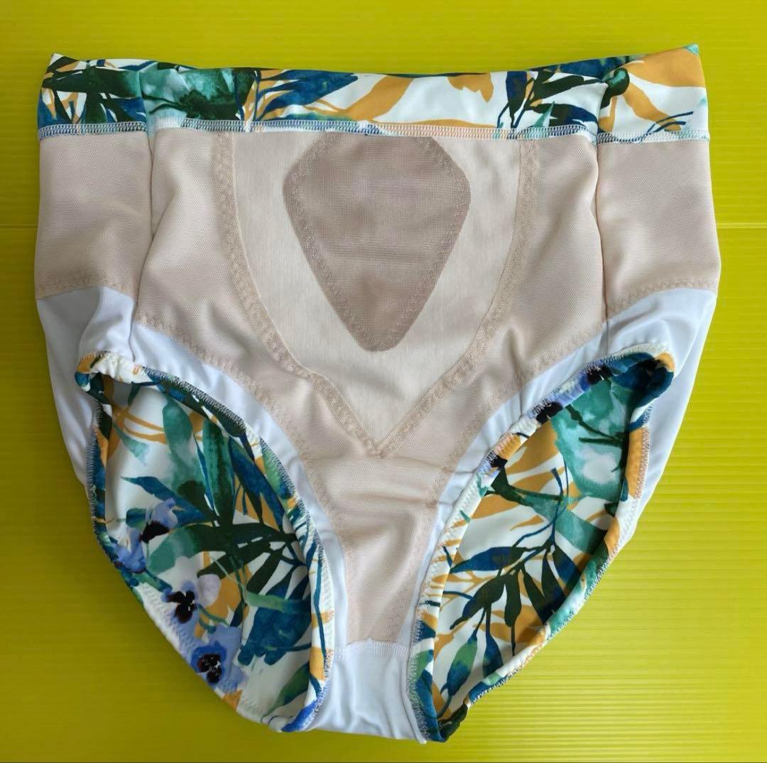 タンキニ　XL 13号　セパレート　水着　三愛　ワコール　新品未使用　ホワイト