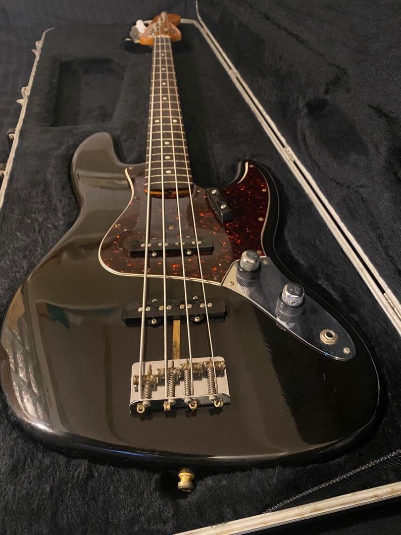 ベース Fender American Vintage Jazz Bass 1962