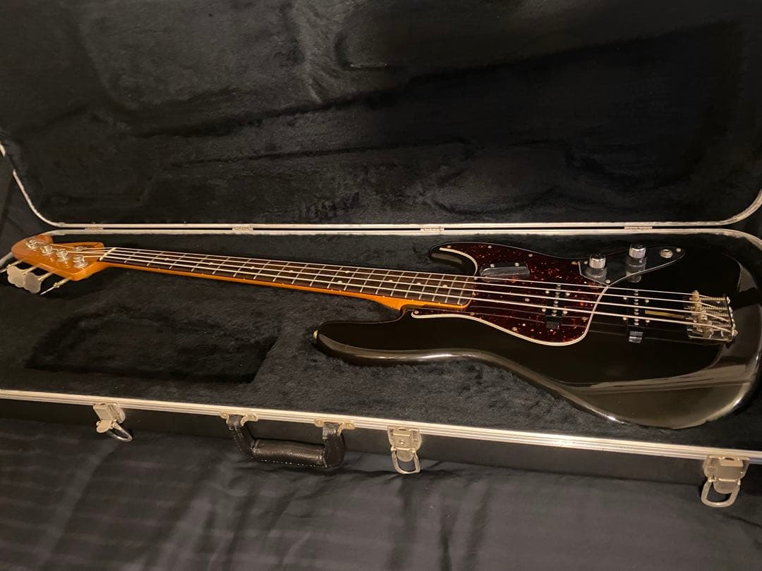 ベース Fender American Vintage Jazz Bass 1962