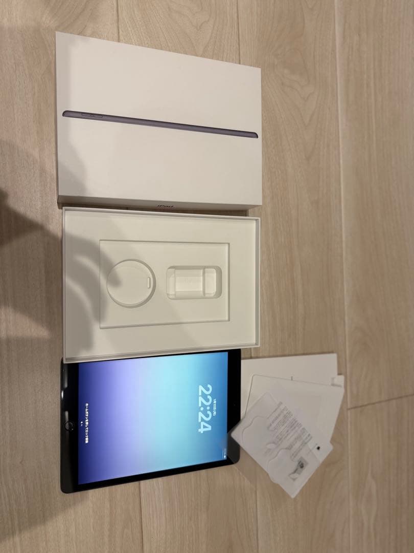 Apple iPad (第8世代) 128GB スペースグレー