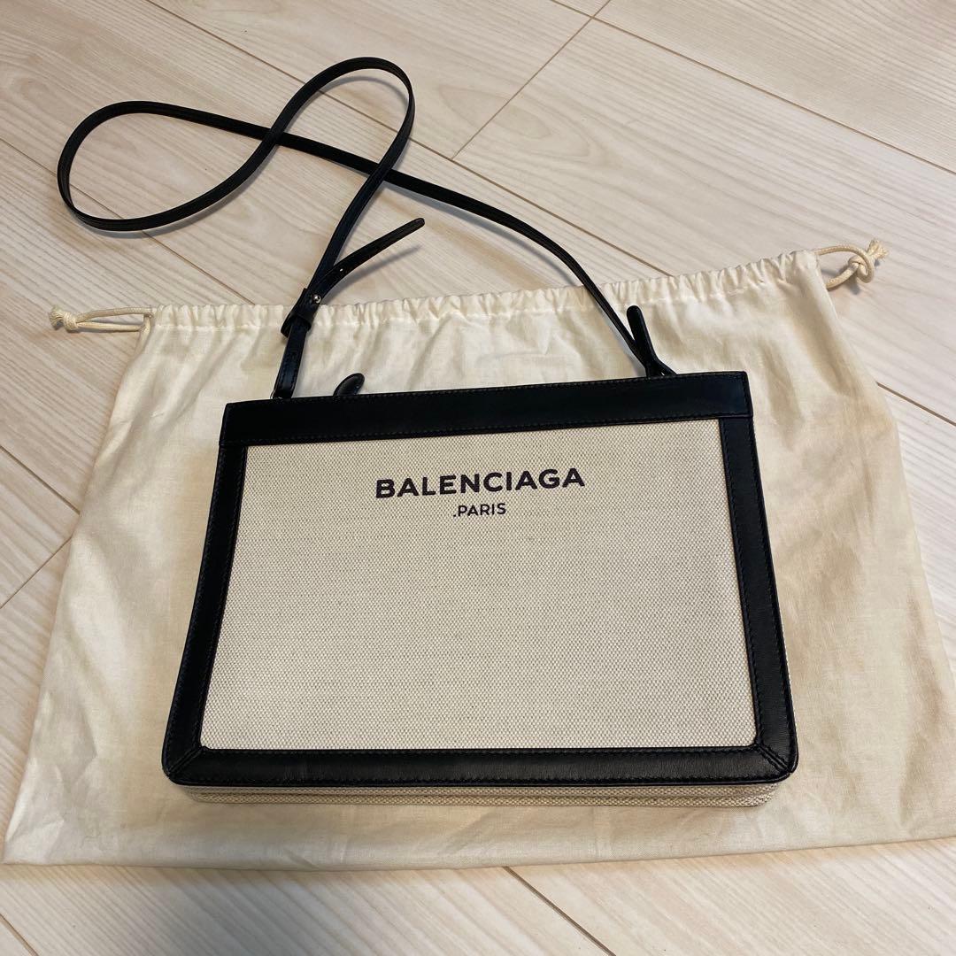 BALENCIAGA ショルダーバッグ　キャンパス