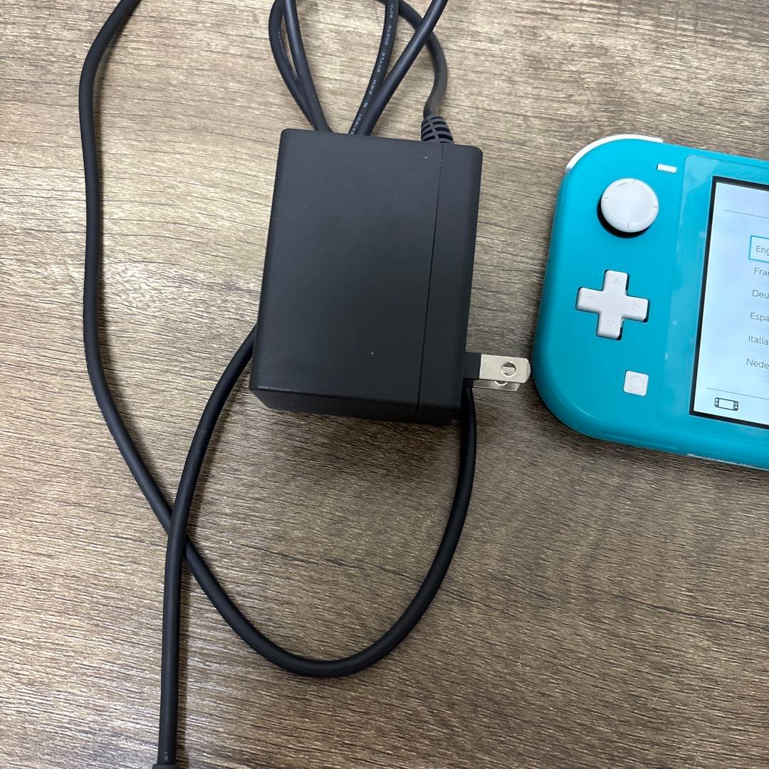 任天堂Switchライト　任天堂SDカード64GBセット