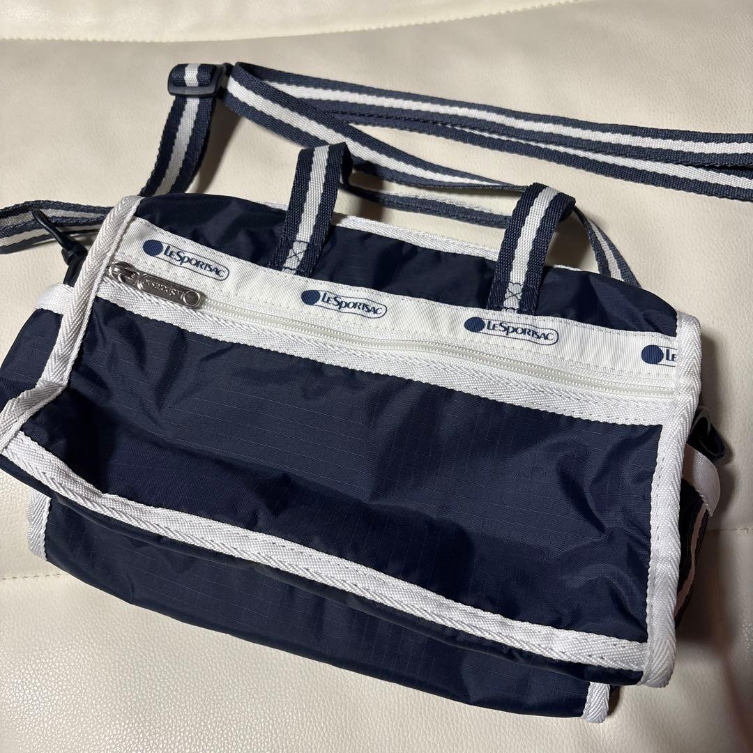 ★LeSportsac ネイビー ショルダーバッグ★
