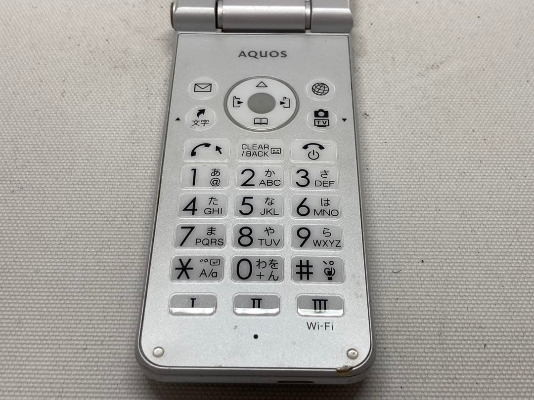 概ね美品　SoftBank　601SH　AQUOS　SIMフリー　i210a84