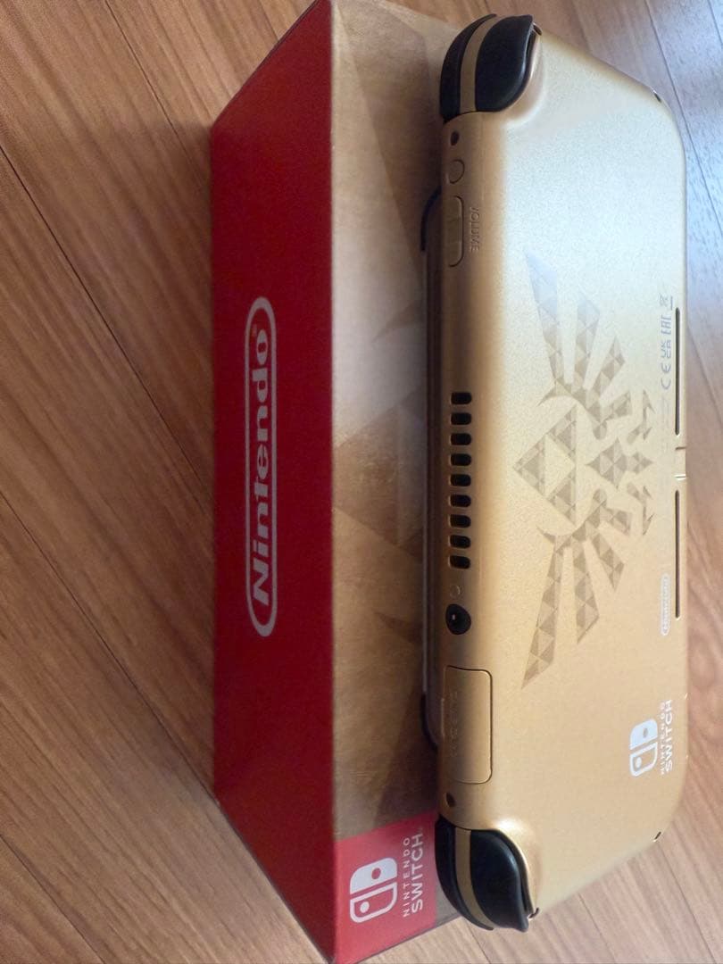 美品　Nintendo Switch Lite本体 ゼルダの伝説エディション
