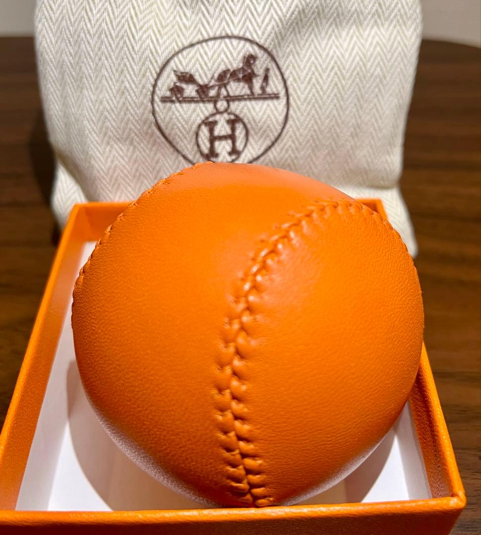 HERMES　レザー製　ボール
