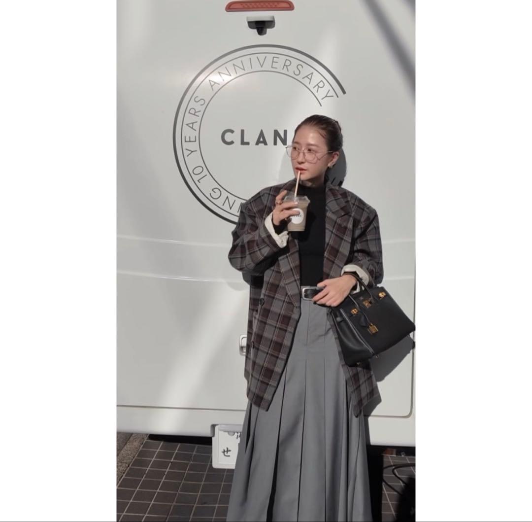 う*た様 正規品 CLANE OVER SHOULDER PEAKED LAPE