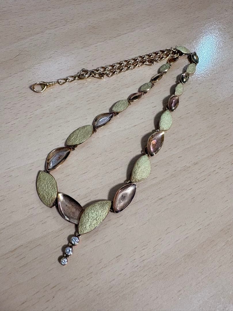 18k 0.22ct デザインネックレス　ゴールド