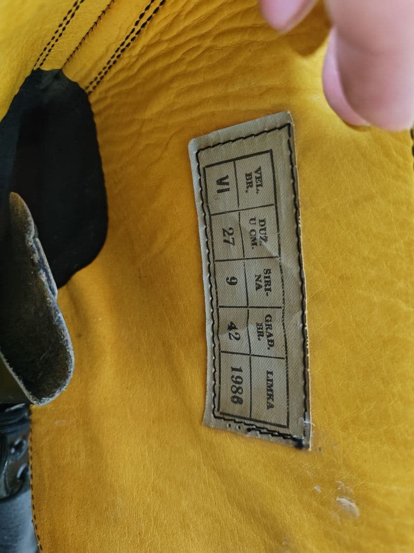 馬刺し　ユーゴブーツ