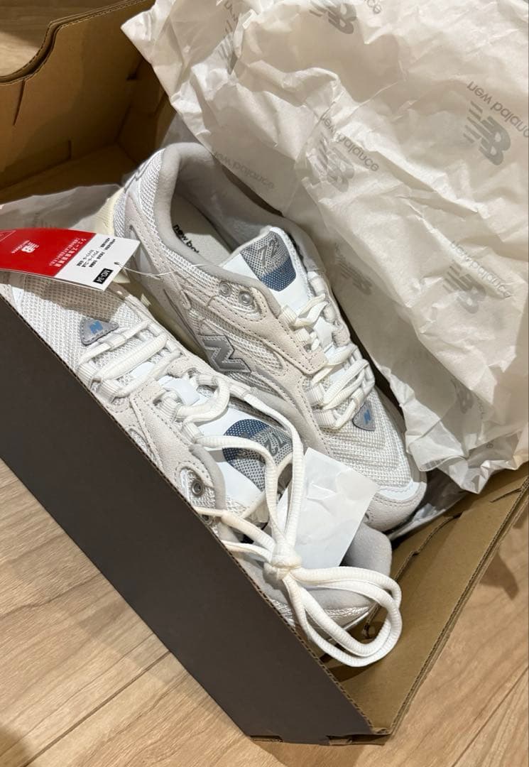 レイ　新品タグ付箱付　23.5cm ニューバランスML725BA アイボリ