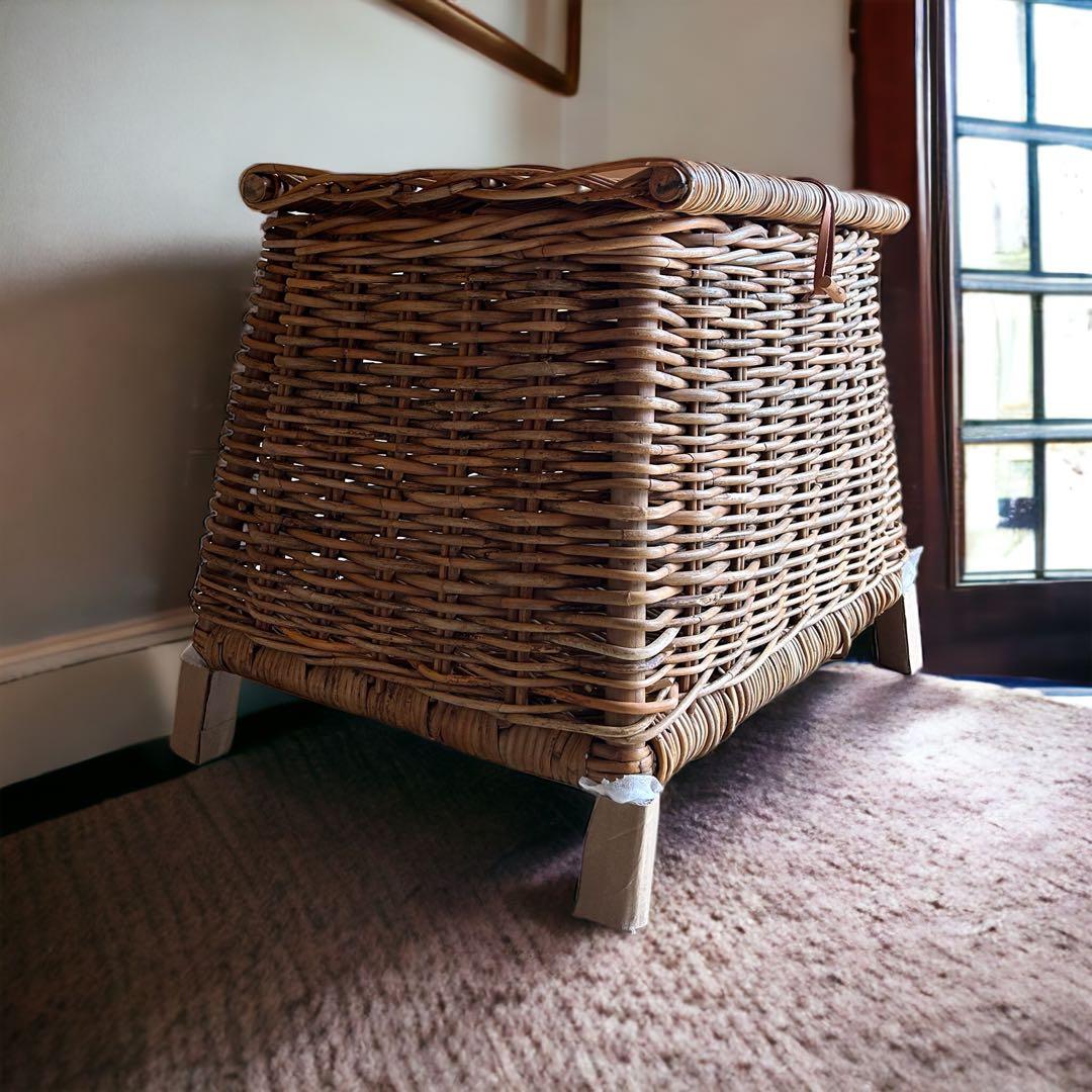 天然皮付き籐アラログ　インテリアバスケット　蓋付きバスケット　大きいかご