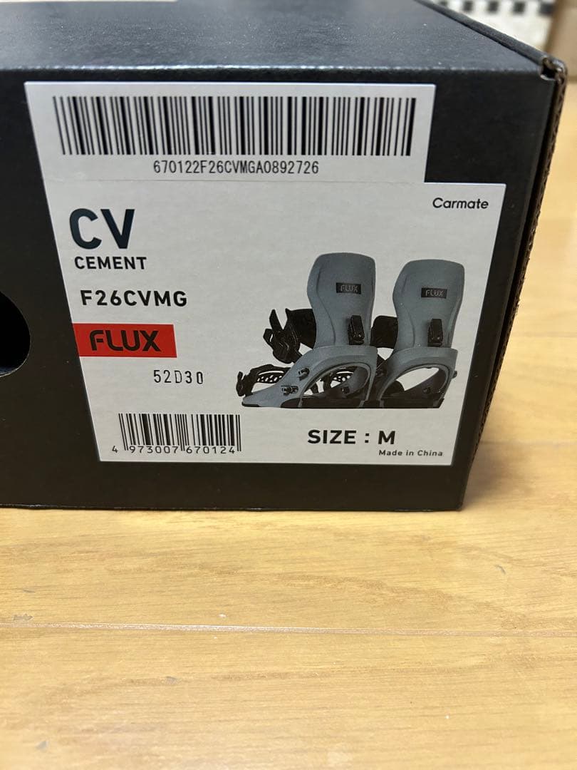 FLUX CV スノーボードビンディング M 2026 新品　カントCEMENT