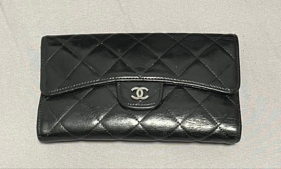 CHANEL シャネル ココマーク ラムスキン　マトラッセ 財布