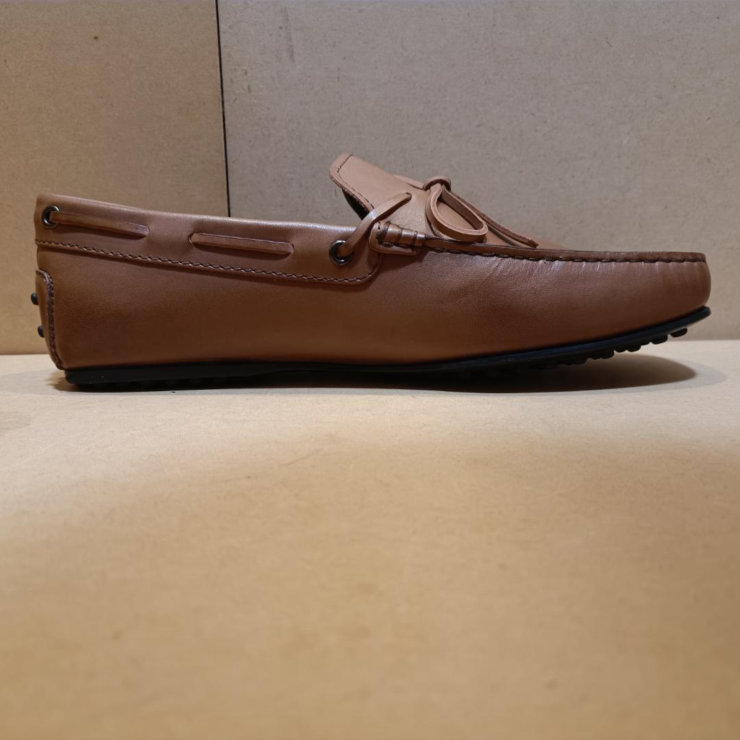 トッズ（TOD'S） イタリア製ドライビングシューズ 茶 UK8