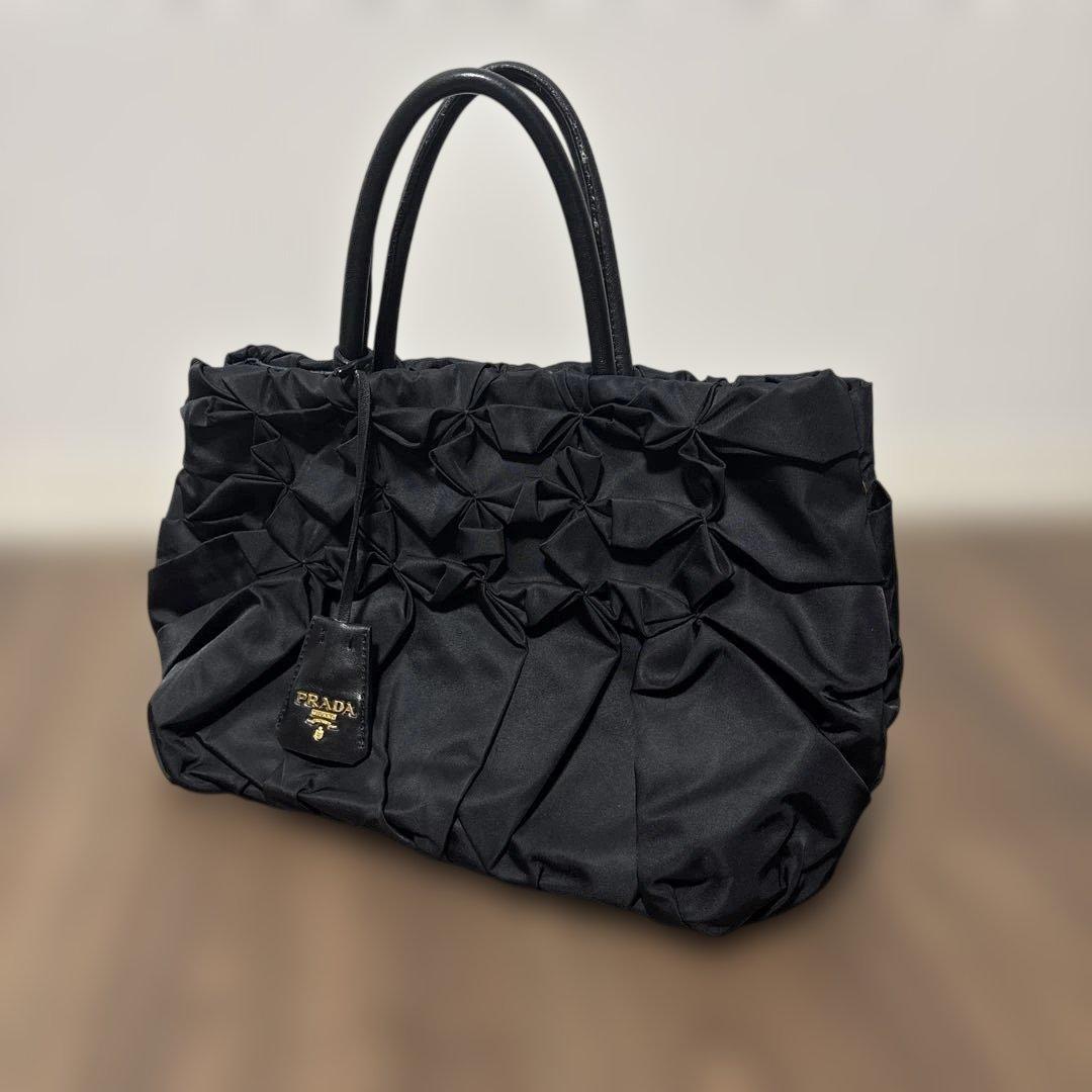【最終値下げ】PRADA ブラック トートバッグ　ハンドバッグ　プラダ　レア