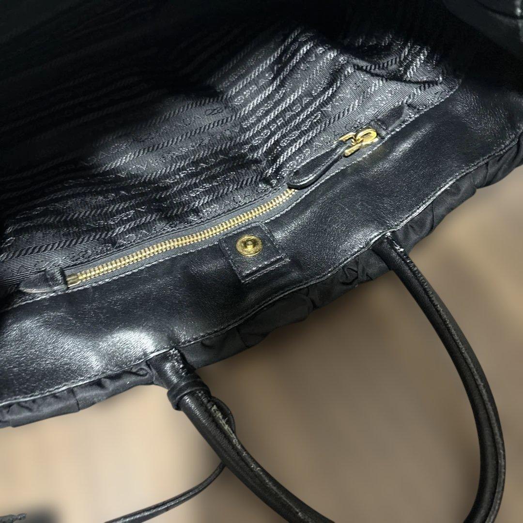 【最終値下げ】PRADA ブラック トートバッグ　ハンドバッグ　プラダ　レア