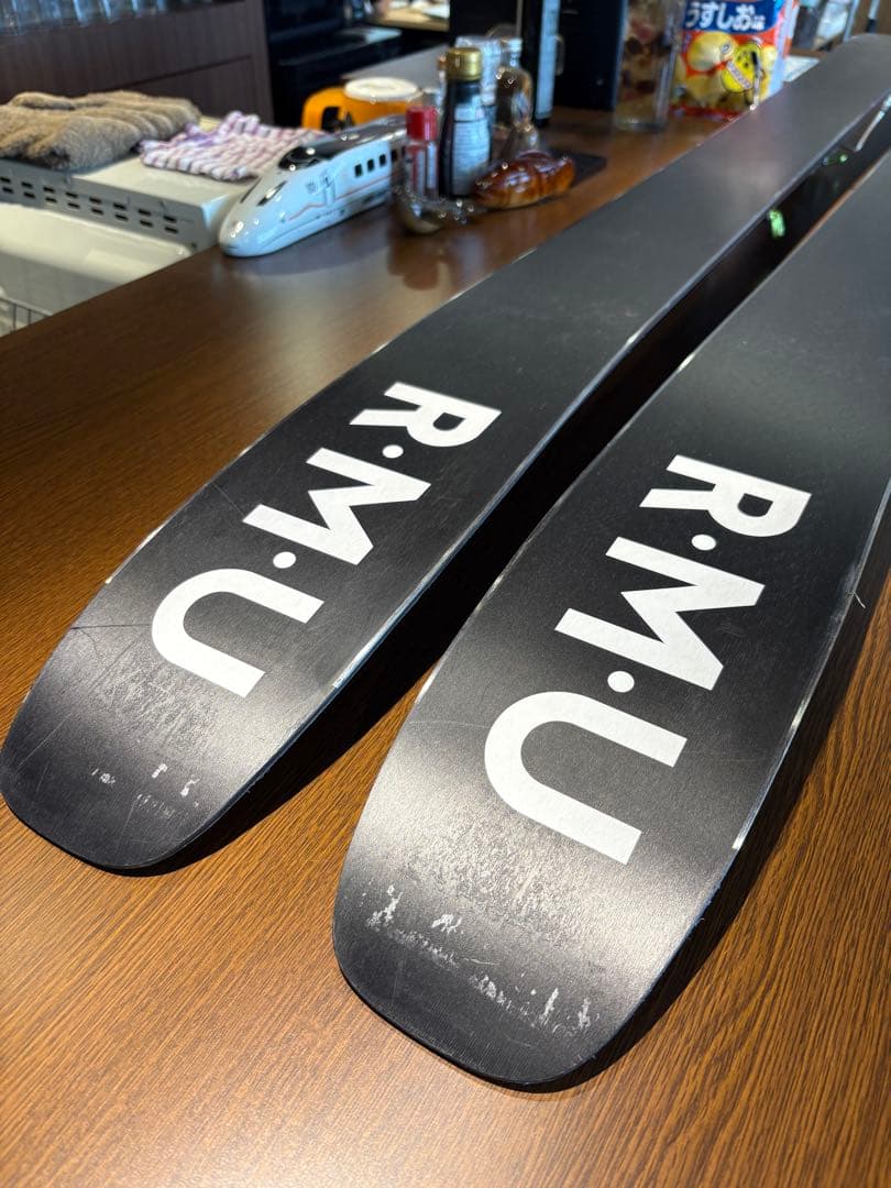 【boo】RMU YLE PRO110 スキー板