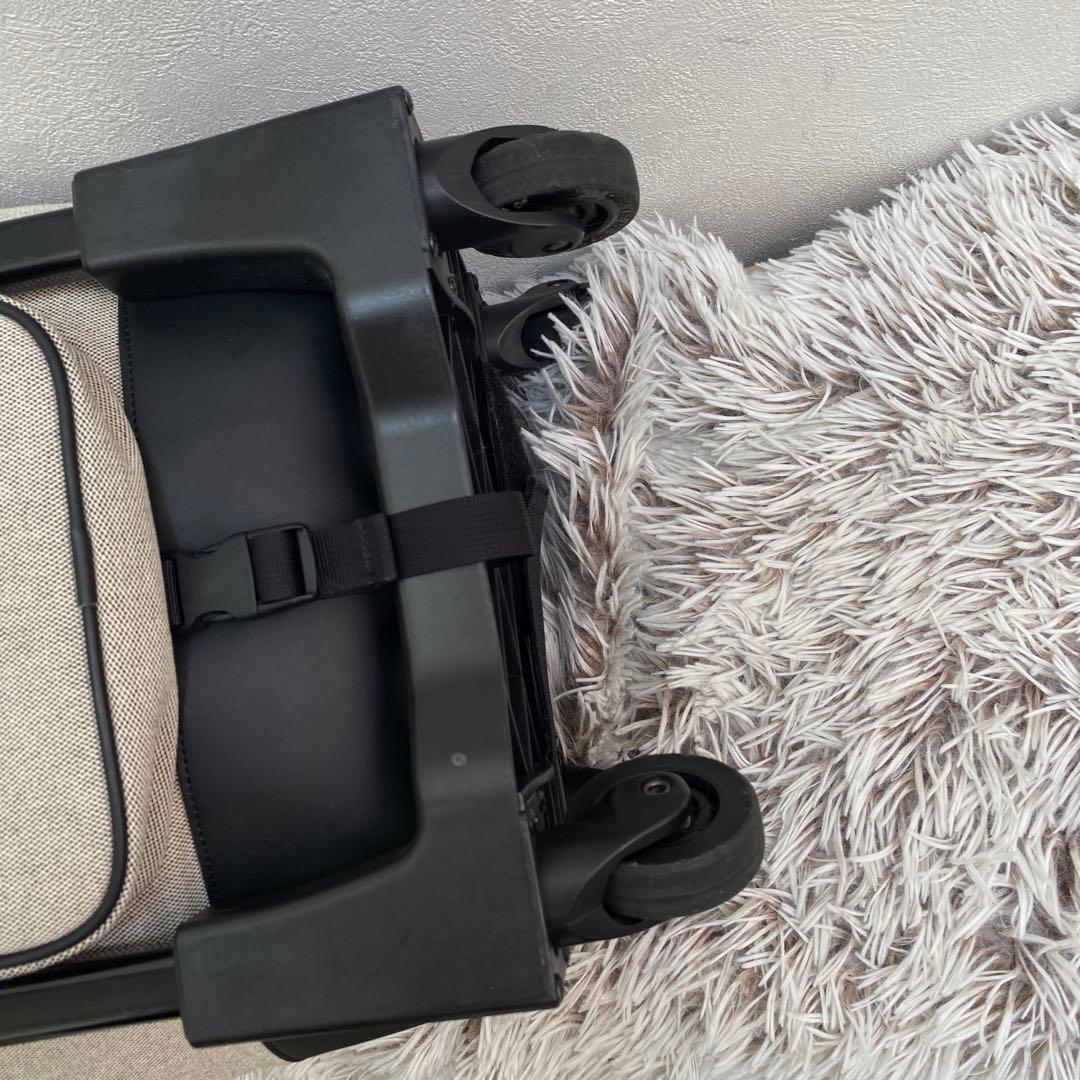 swany スワニー 近沢レース フローレンス　ポシェット付