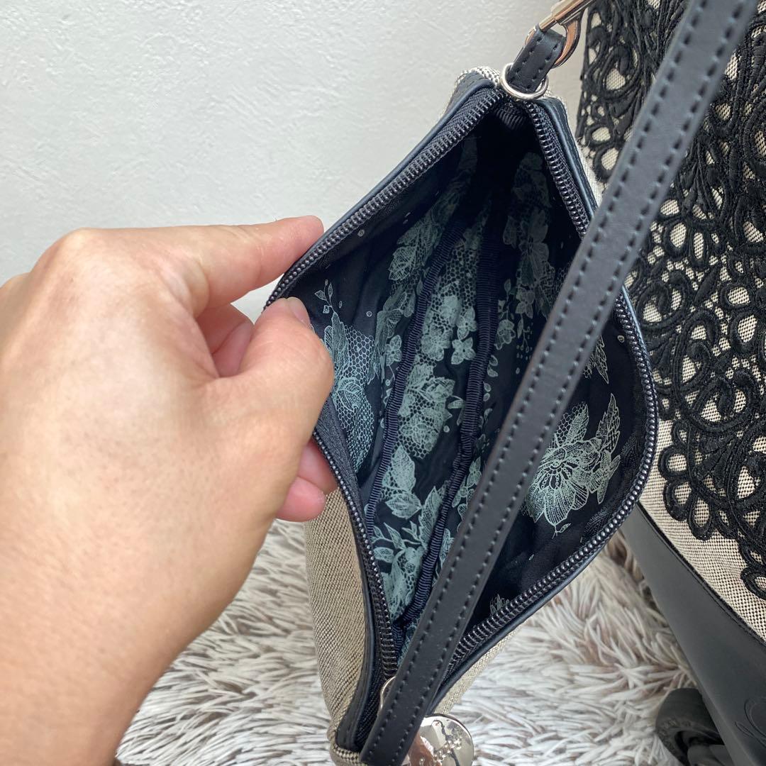 swany スワニー 近沢レース フローレンス　ポシェット付