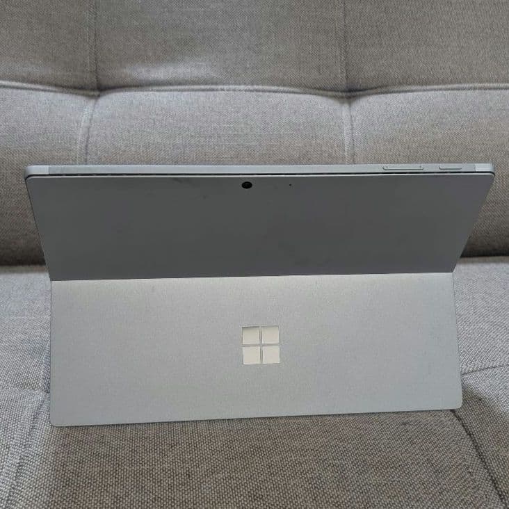 Surface Pro 7 i5 8GB 256GBタイプカバー付き ⅲ