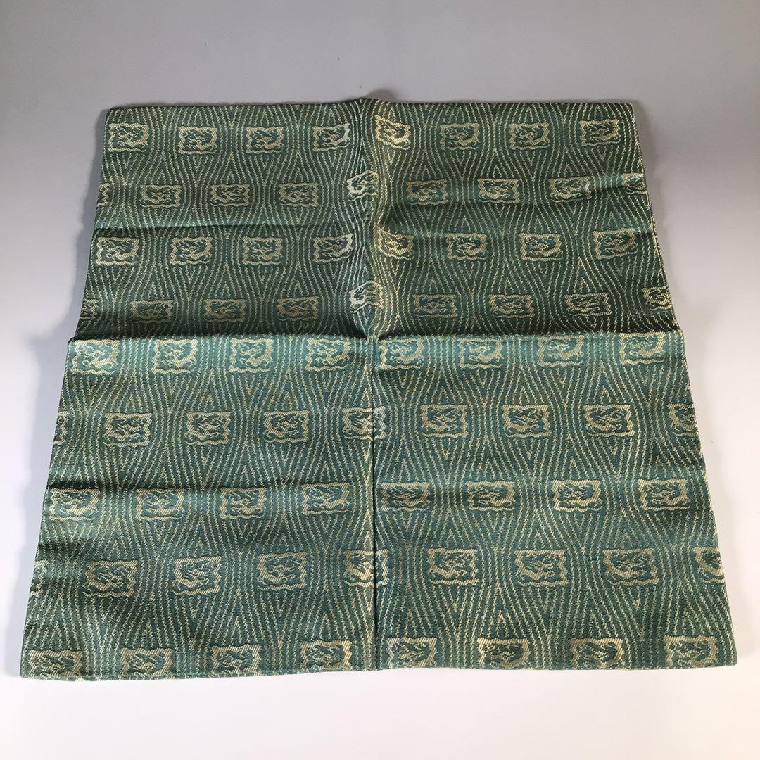 Ｍ４５３　帛紗　『袋師　土田友湖作』『即中斎　箱書』『龍文』『緞子袱紗』　共箱