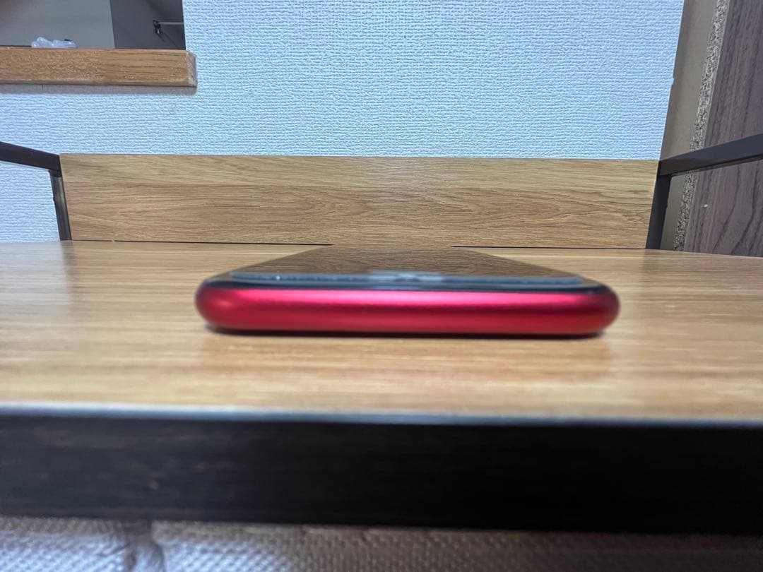 iPhone SE 第2世代 64GB レッド 美品