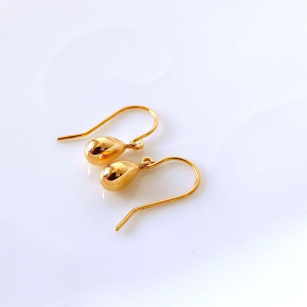 K18 18金 イエローゴールド ティアドロップ型 ピアス