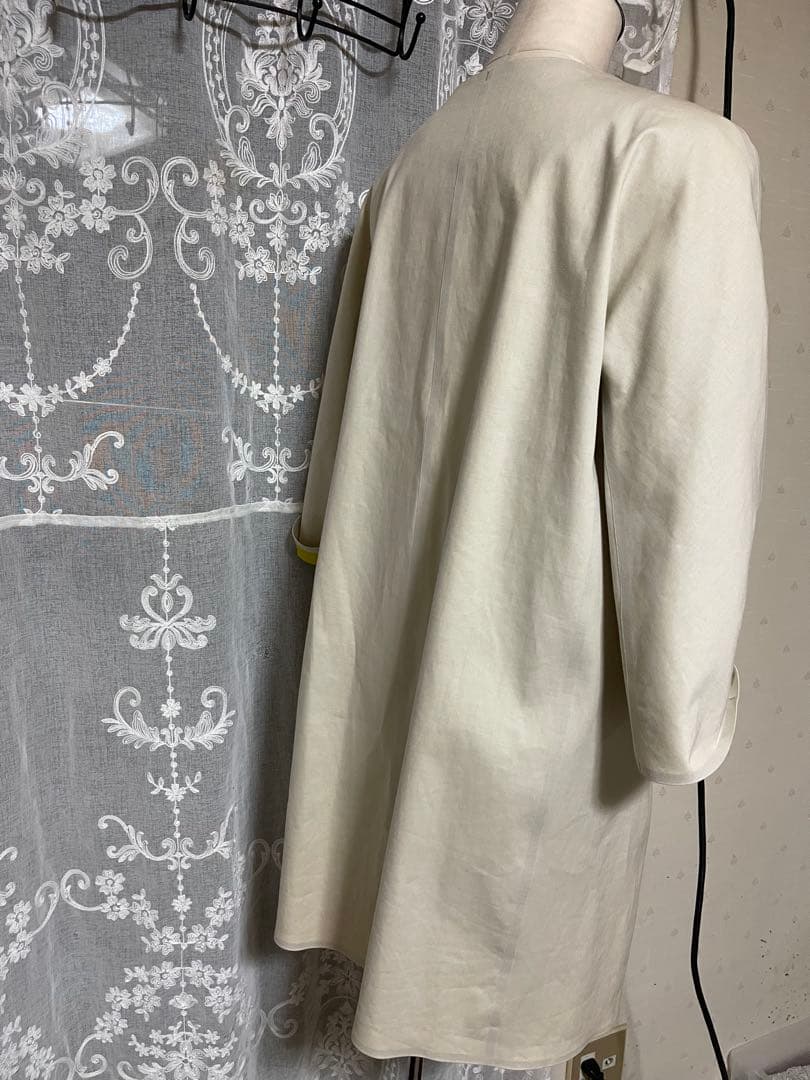 高級ブランド　ヘルノ　春夏コート