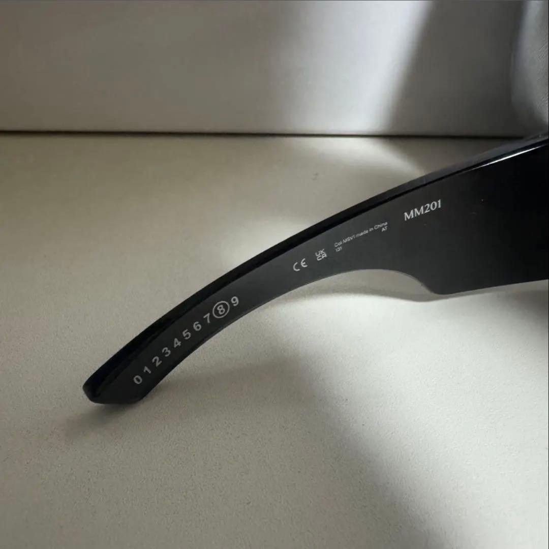 MM201 グレー スポーツサングラス ケース付き