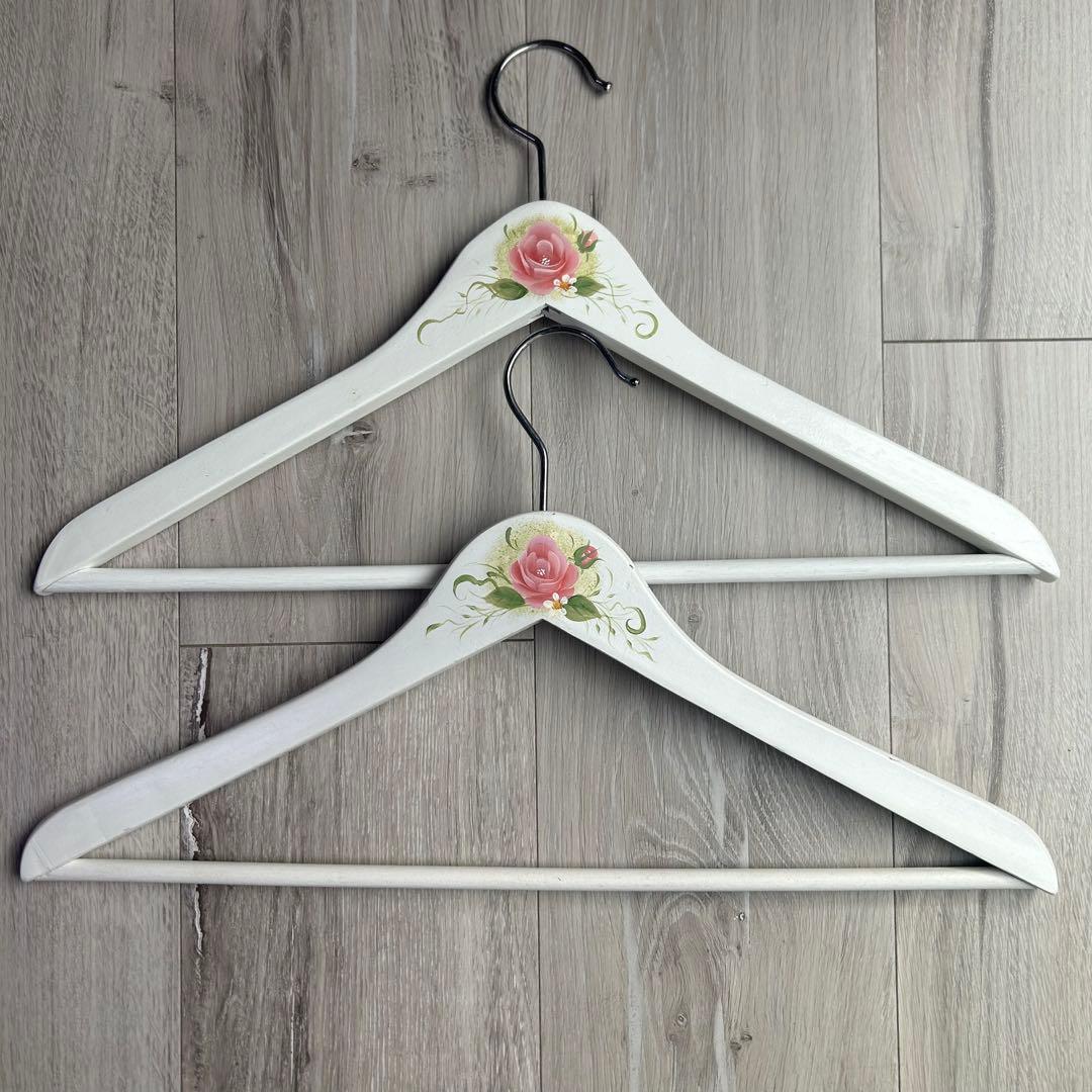 トールペイント作品　ホワイトハンガー8本