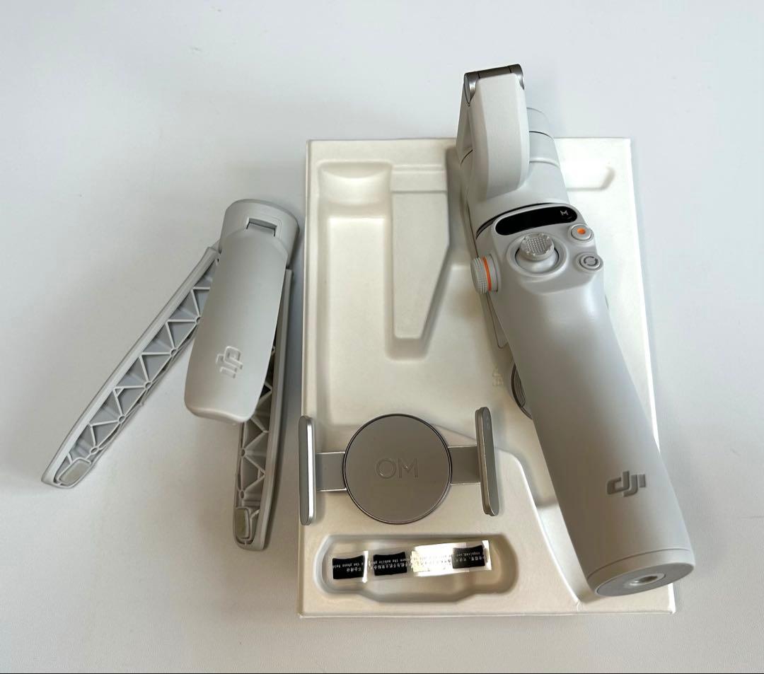 【DJI 】OSMO MOBILE6 スマホ用ジンバル【国内正規品】