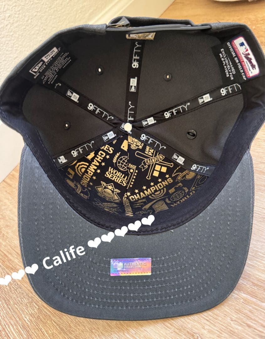 ドジャース　2025 ワールドチャンピオン　優勝パレード　選手着用　キャップ