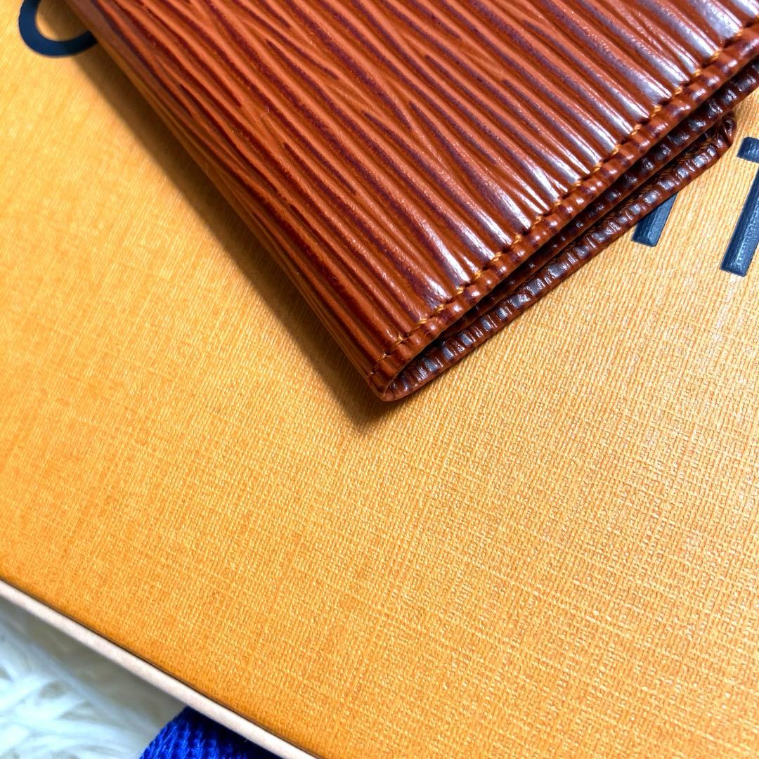 【未使用保管・美品】ルイヴィトン＊4連キーケース エピ M63823