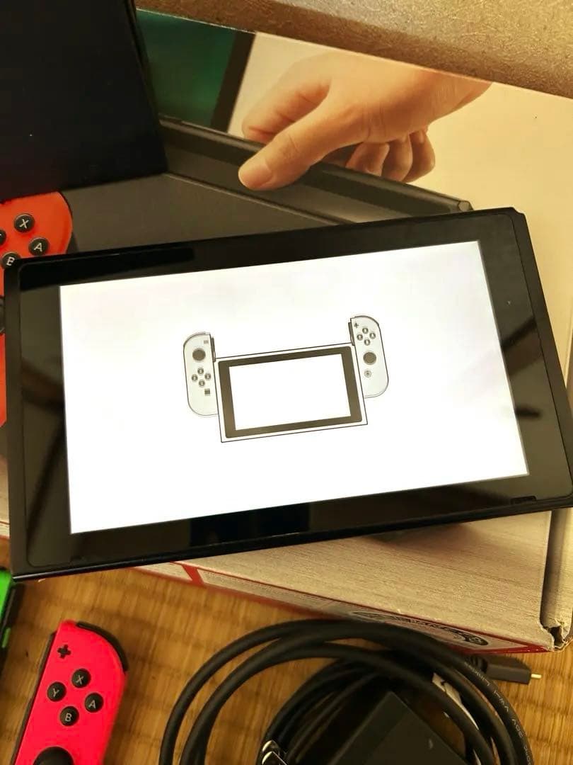 ジャンクNintendo Switch 本体 ジョイコン