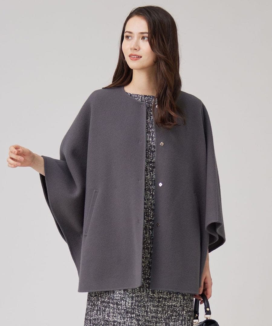 自由区　ライトリバー ポンチョ