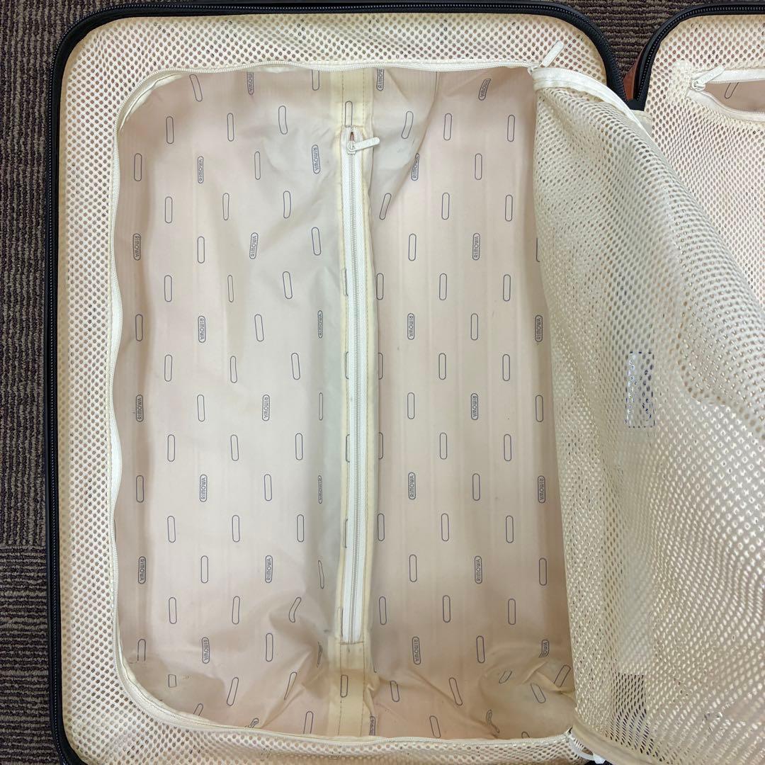 リモワ サルサエアー 32L 機内持ち込み 4輪 TSAロック 北米限定 ピンク