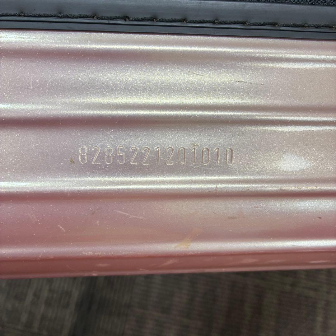 リモワ サルサエアー 32L 機内持ち込み 4輪 TSAロック 北米限定 ピンク