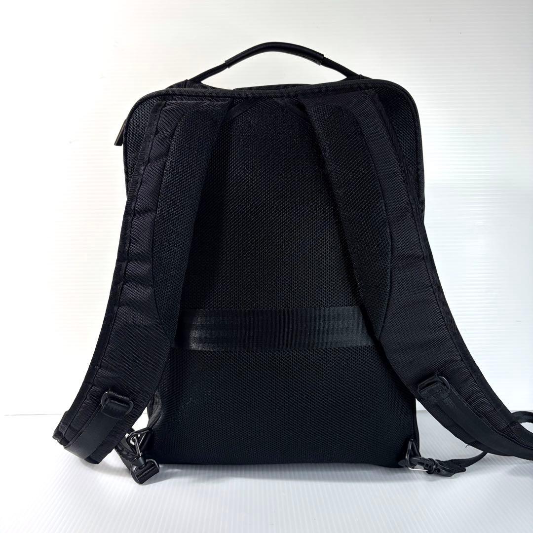 美品 ace. エース ビジネスリュック PC収納 A4 蒸れにくいメッシュ 黒