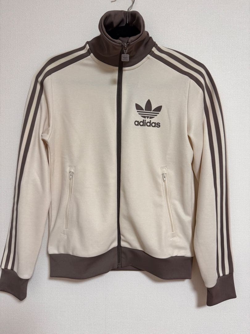【新品未使用タグ付】adidas ベッケンバウアー トラックトップ　jc5807