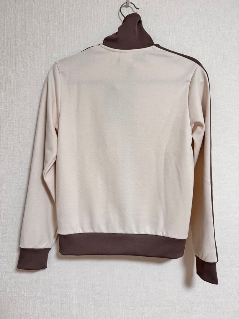 【新品未使用タグ付】adidas ベッケンバウアー トラックトップ　jc5807