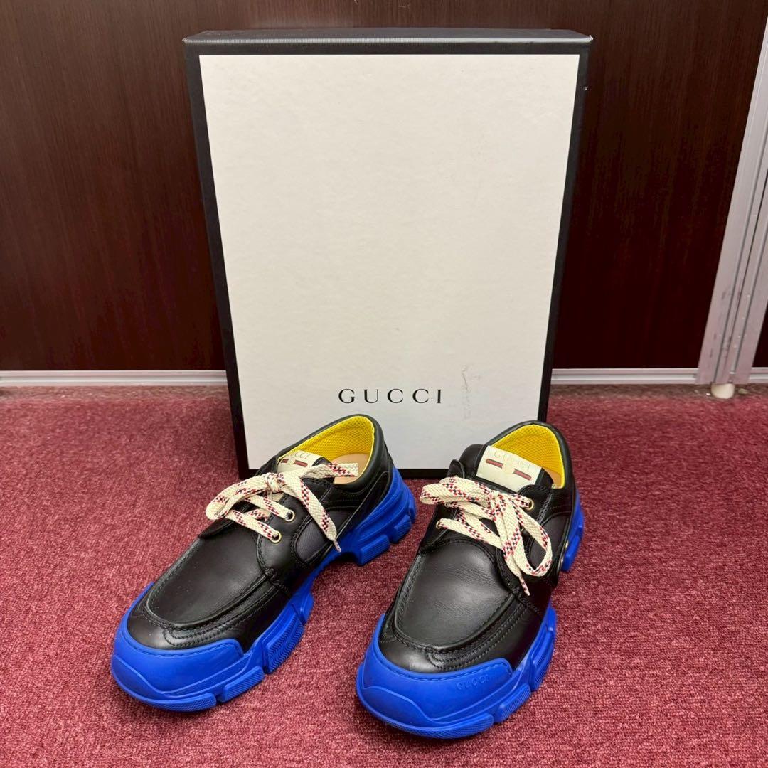 26Q5 GUCCI レザースニーカー ブラック×ブルー サイズ8 箱付き